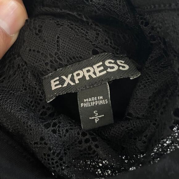 Express Womens Blouse Black Lace Yoke Front Sleeveless Stretch Small - Picture 4 of 10